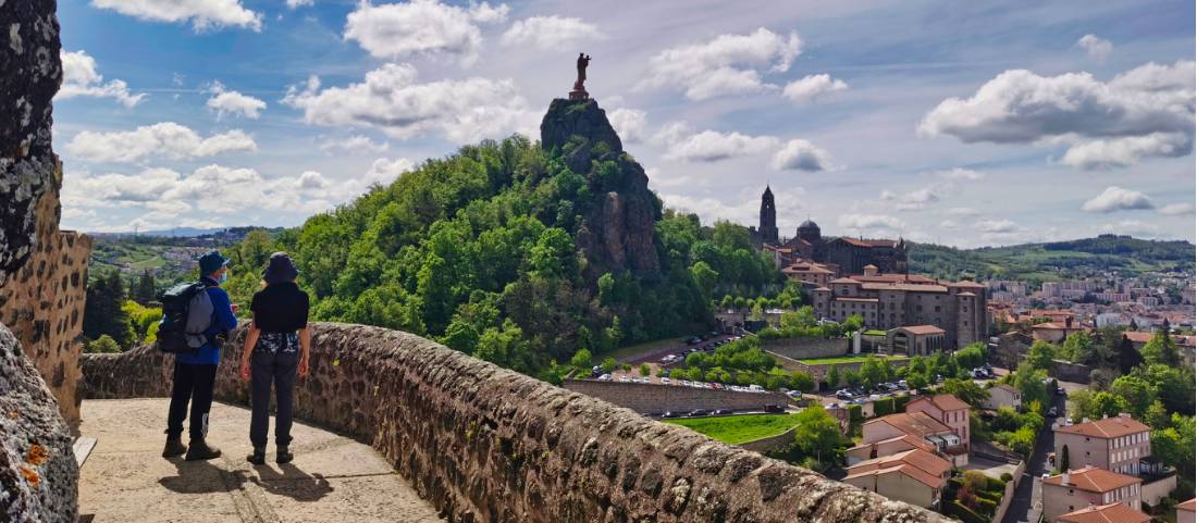 Anal Girl in Puy-en-Velay