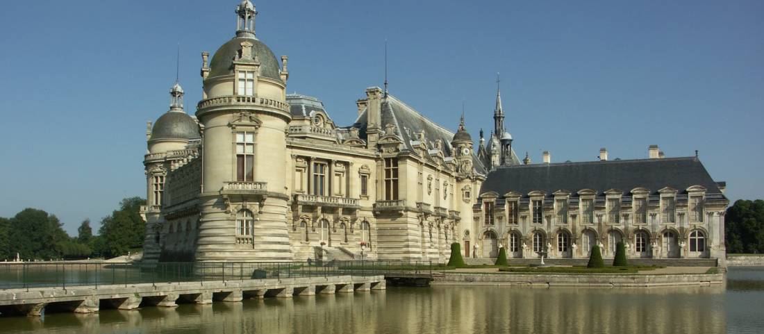Great Stables of Prince de Conde & Palace Chantilly